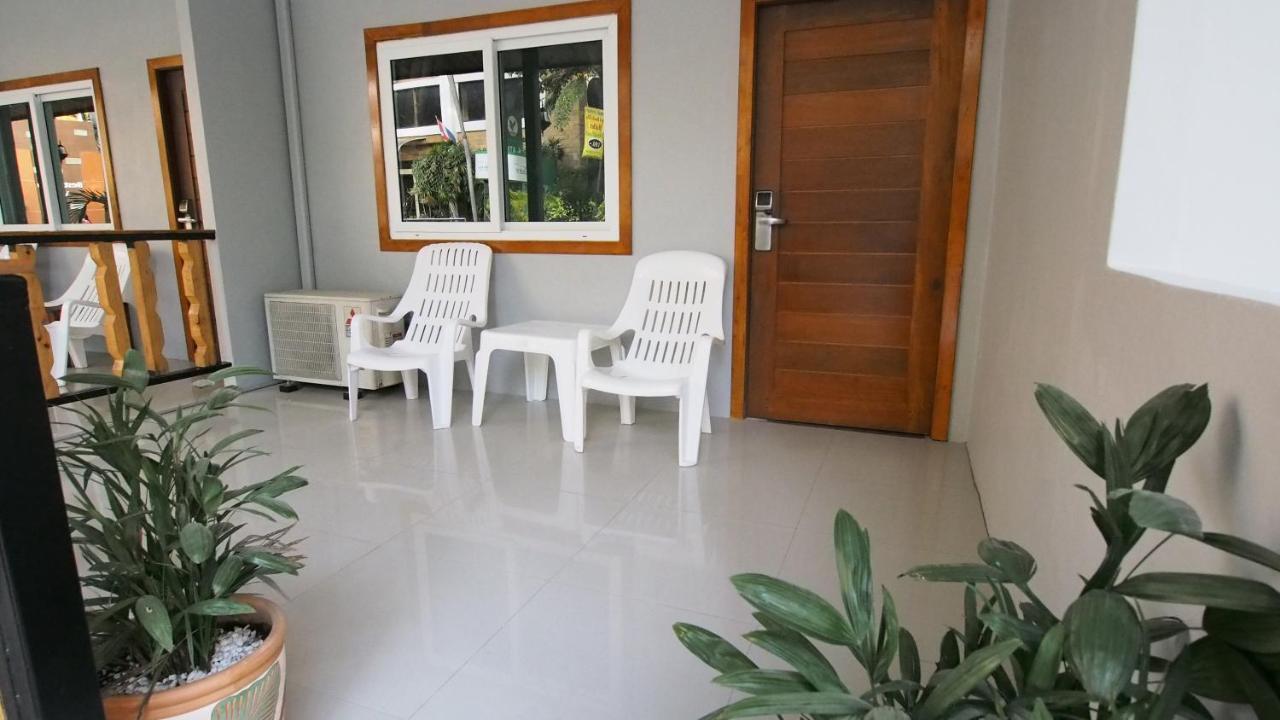 Paradise Land Resort Pattaya Pokoj fotografie